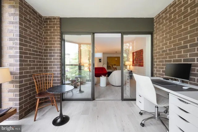 $644,900 | 1600 North Oak Street, Unit 517, Arlington, VA 22209