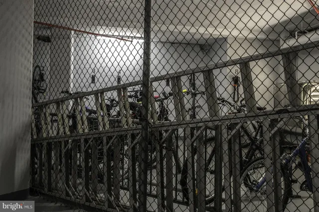 $644,900 | 1600 North Oak Street, Unit 517, Arlington, VA 22209