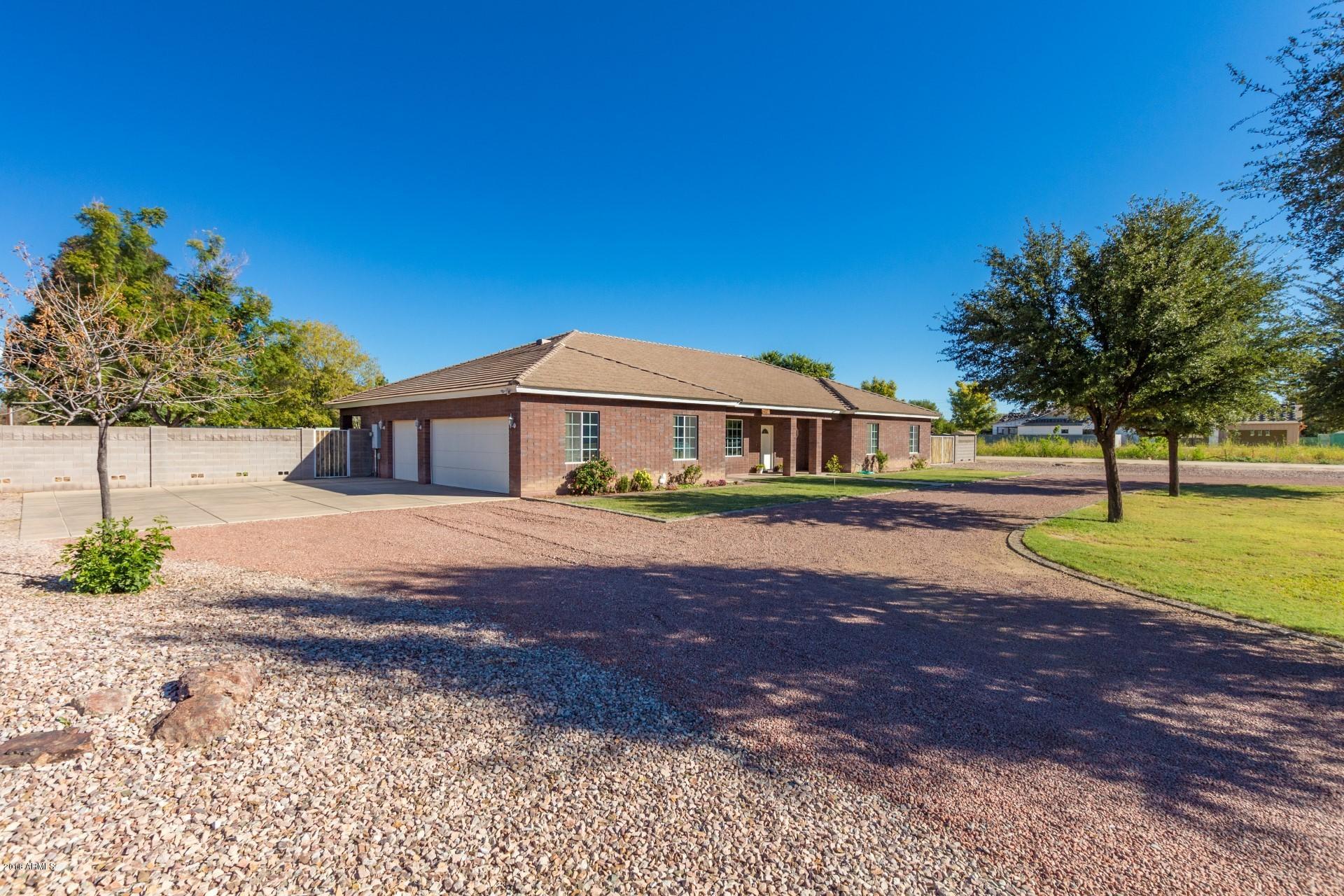 16322 East Fairview Street Gilbert, AZ 85295 - Photo 12 of 68 3 Car garage