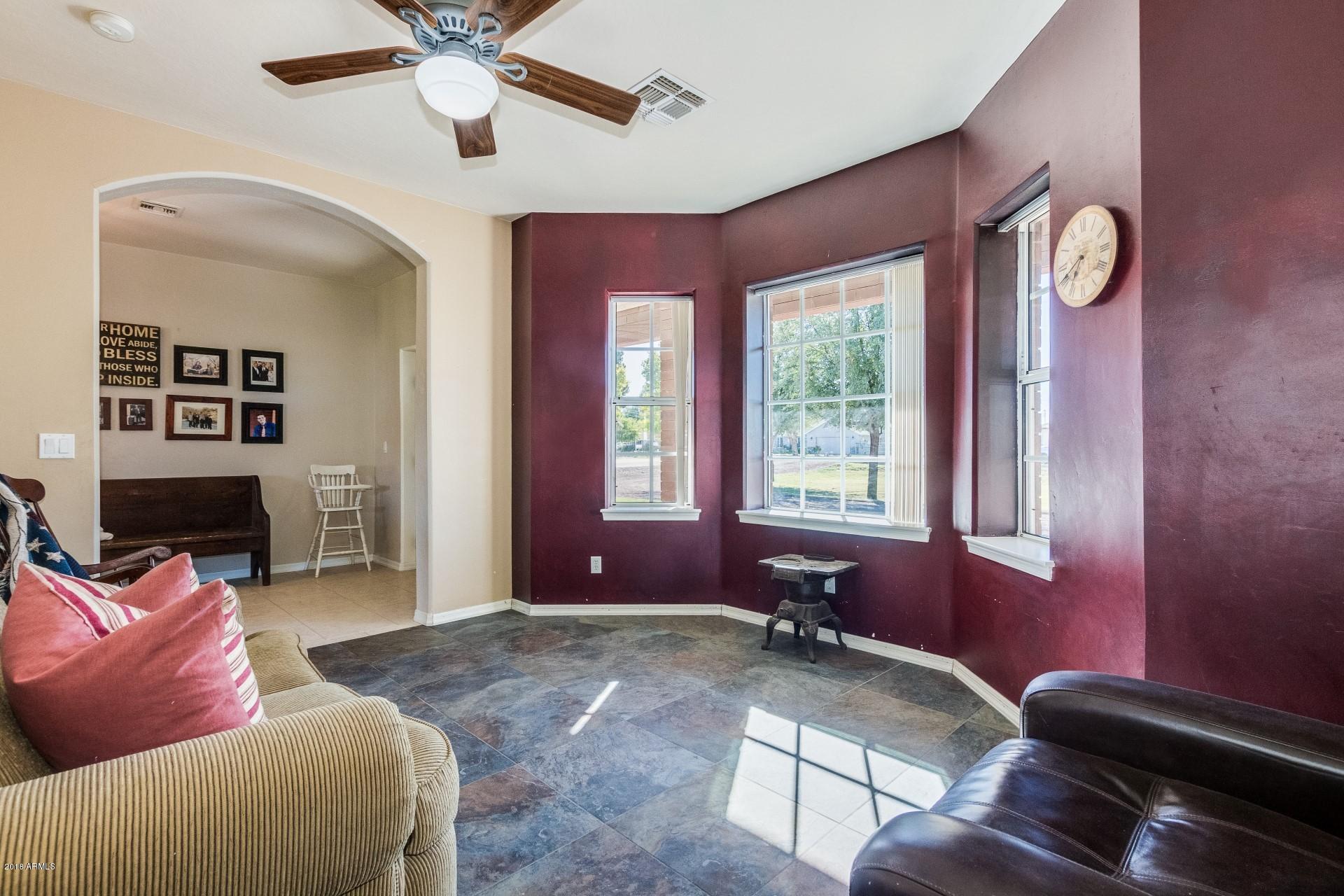 16322 East Fairview Street Gilbert, AZ 85295 - Photo 20 of 68 Living Room