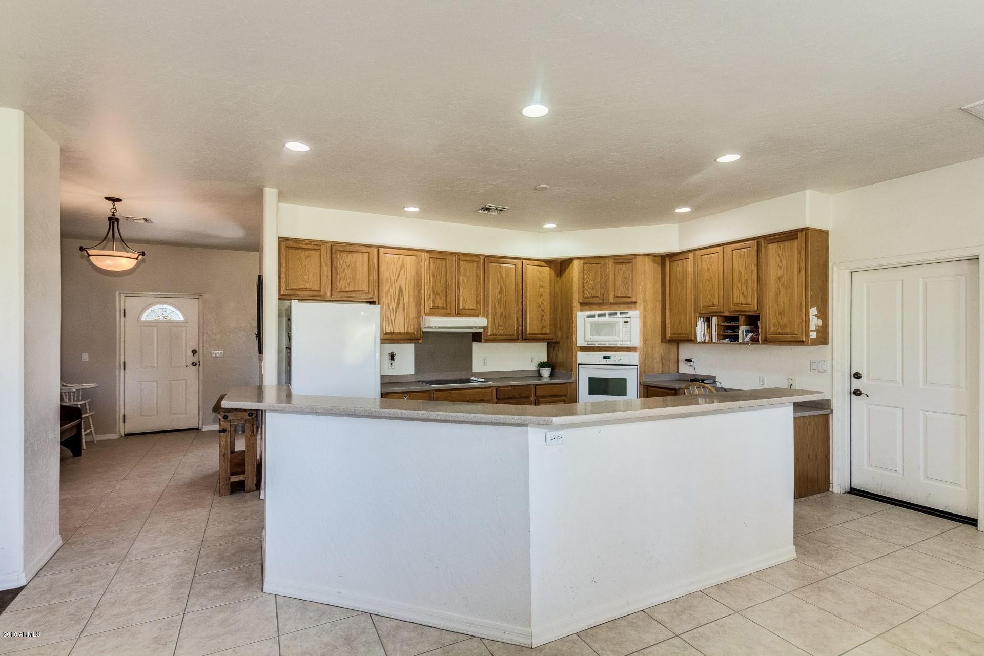 16322 East Fairview Street Gilbert, AZ 85295 - Photo 24 of 68 Large Bar