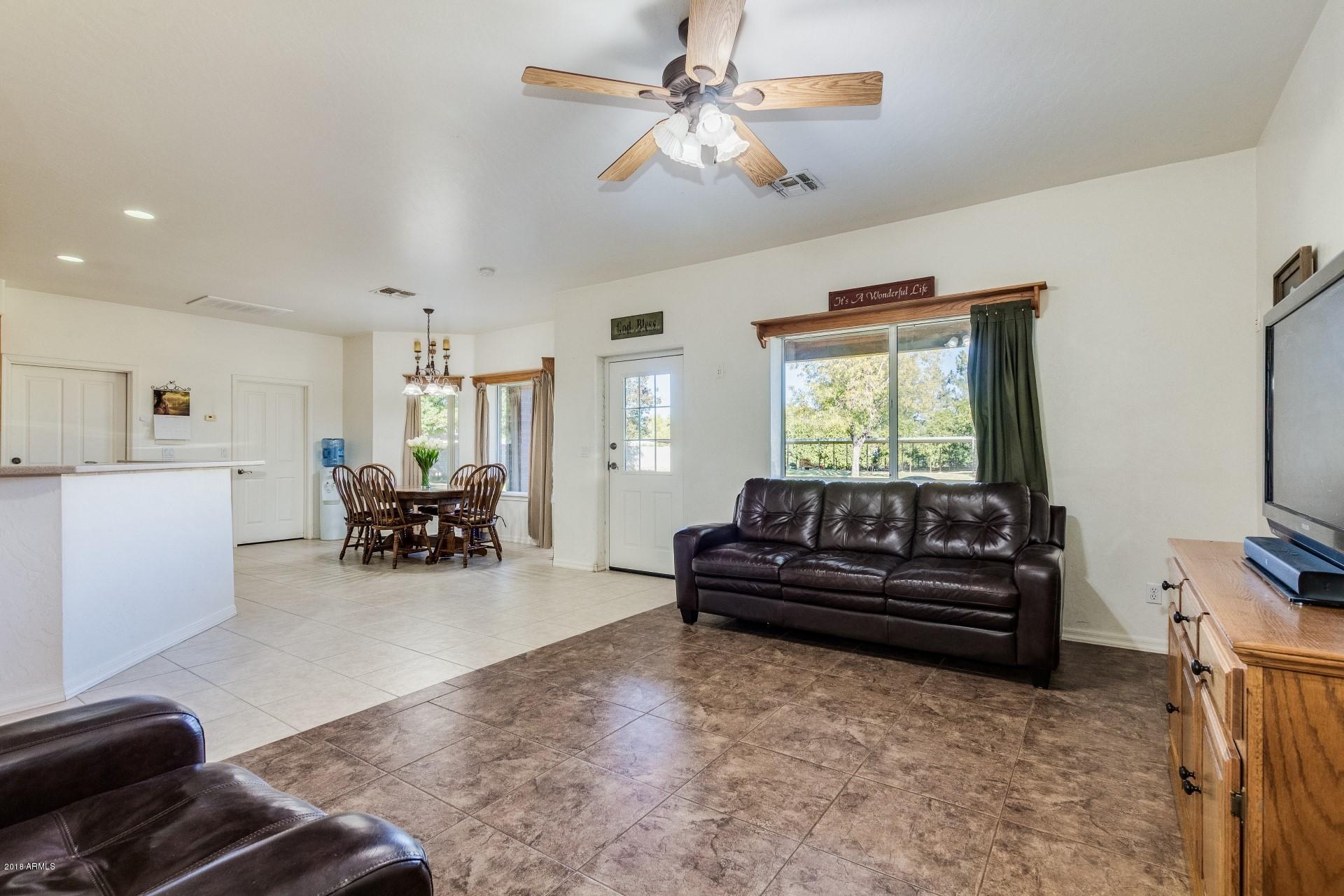 16322 East Fairview Street Gilbert, AZ 85295 - Photo 29 of 68 Family Room3