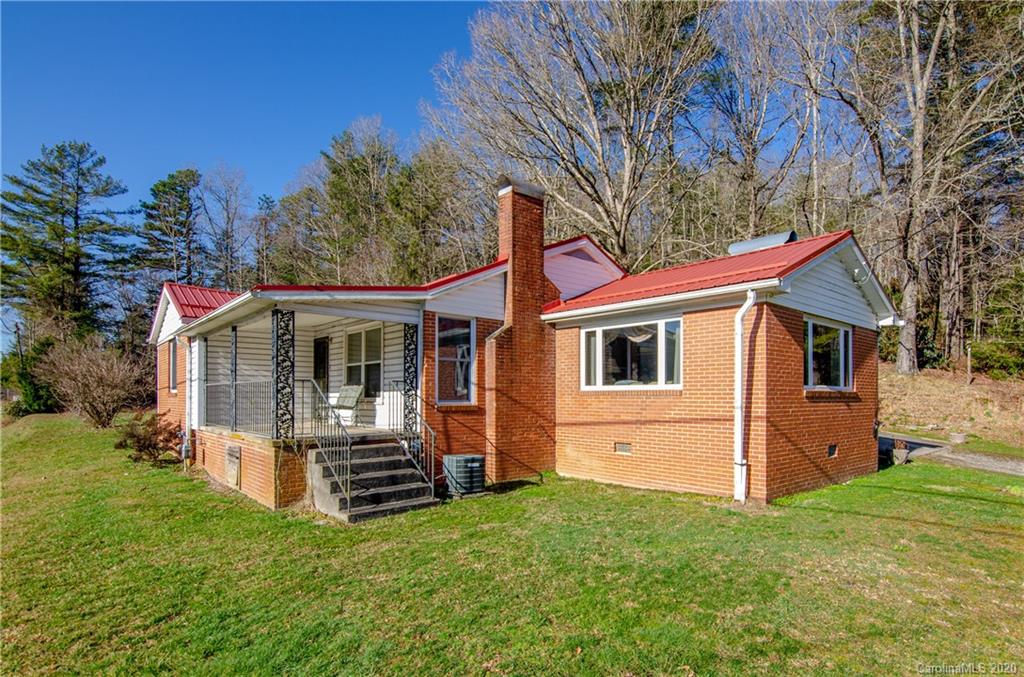 11 Brooks Road Brevard, NC 28712 - Photo 3 of 19 Gallery Image 3