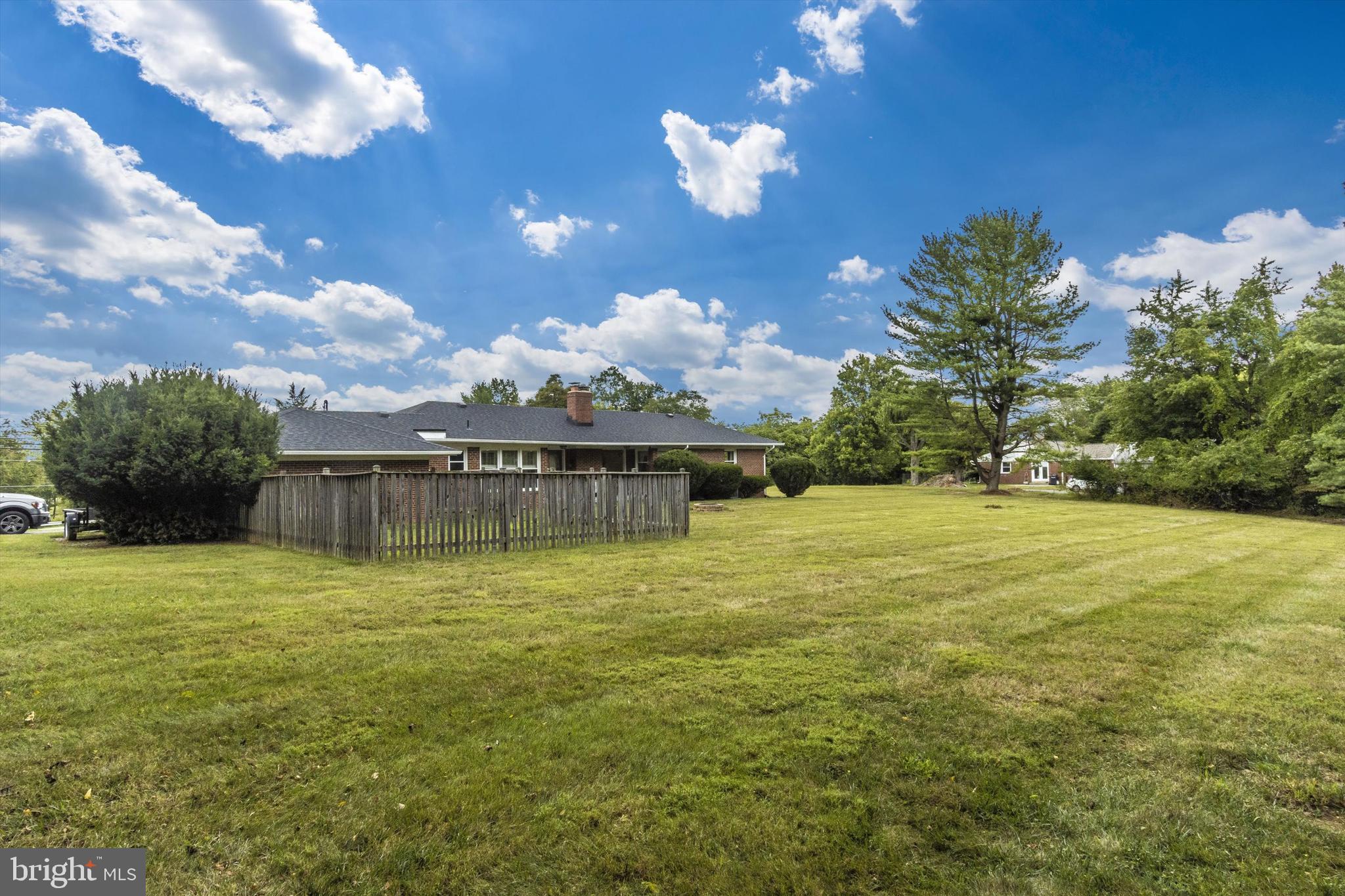 24909 Ridge Road Damascus, MD 20872 - Photo 36 of 41 Gallery Image 36