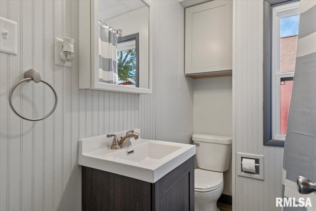 519 South Pine Street Nokomis, IL 62075 - Photo 15 of 40