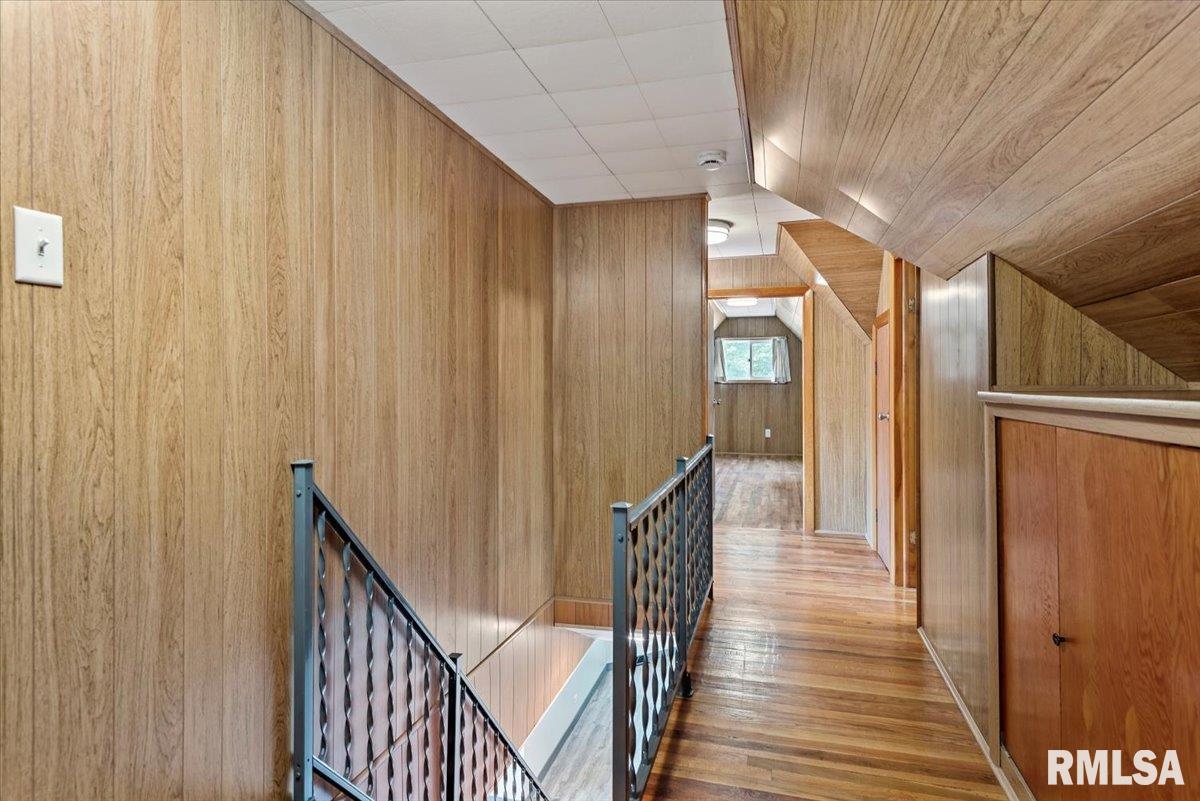 519 South Pine Street Nokomis, IL 62075 - Photo 19 of 40