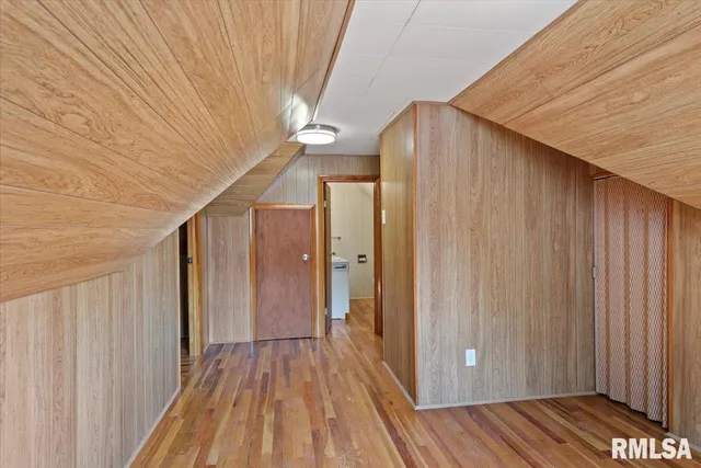 $129,000 | 519 South Pine Street, Nokomis, IL 62075