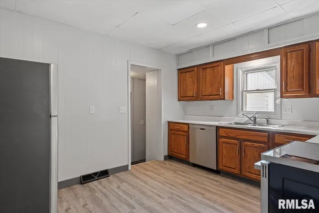 $129,000 | 519 South Pine Street, Nokomis, IL 62075