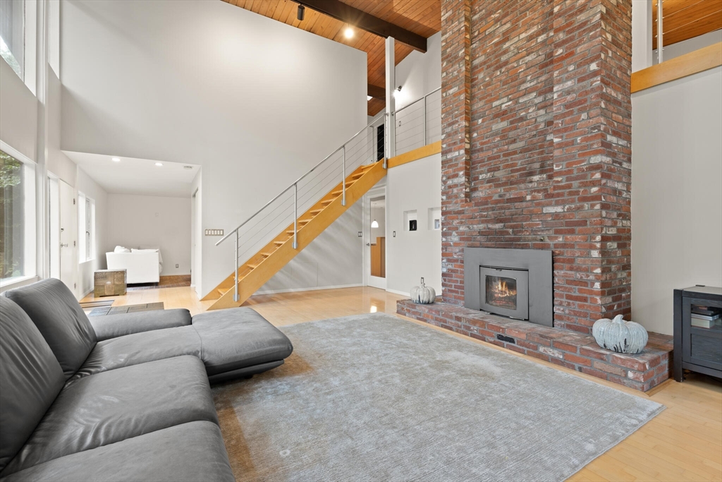 37 Alden Road Wayland, MA 01778 - Photo 13 of 42 Gallery Image 13