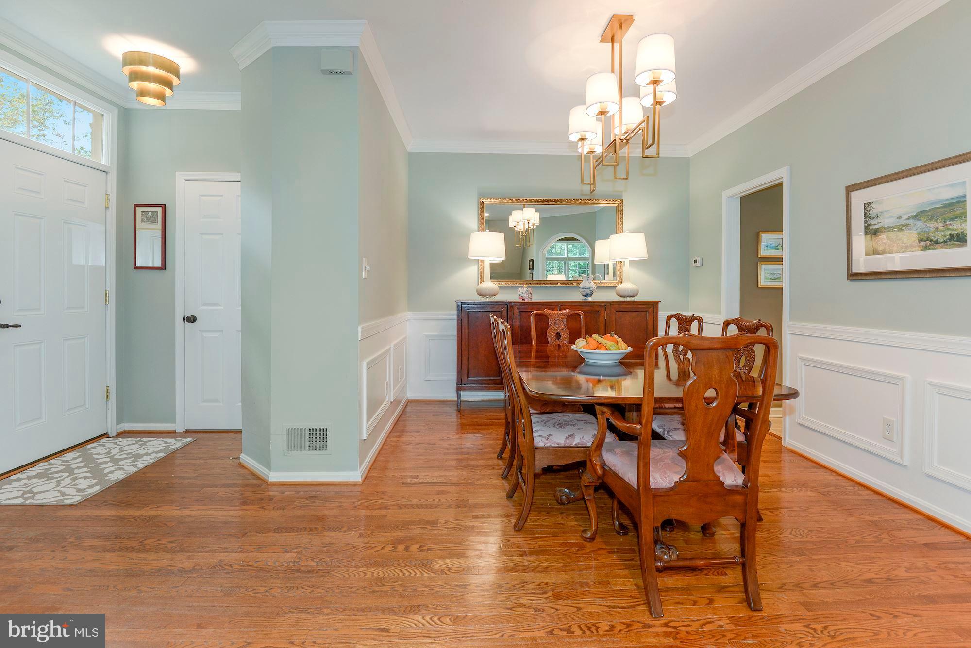 11417 Hollow Timber Way Reston, VA 20194 - Photo 5 of 40 Dining Room