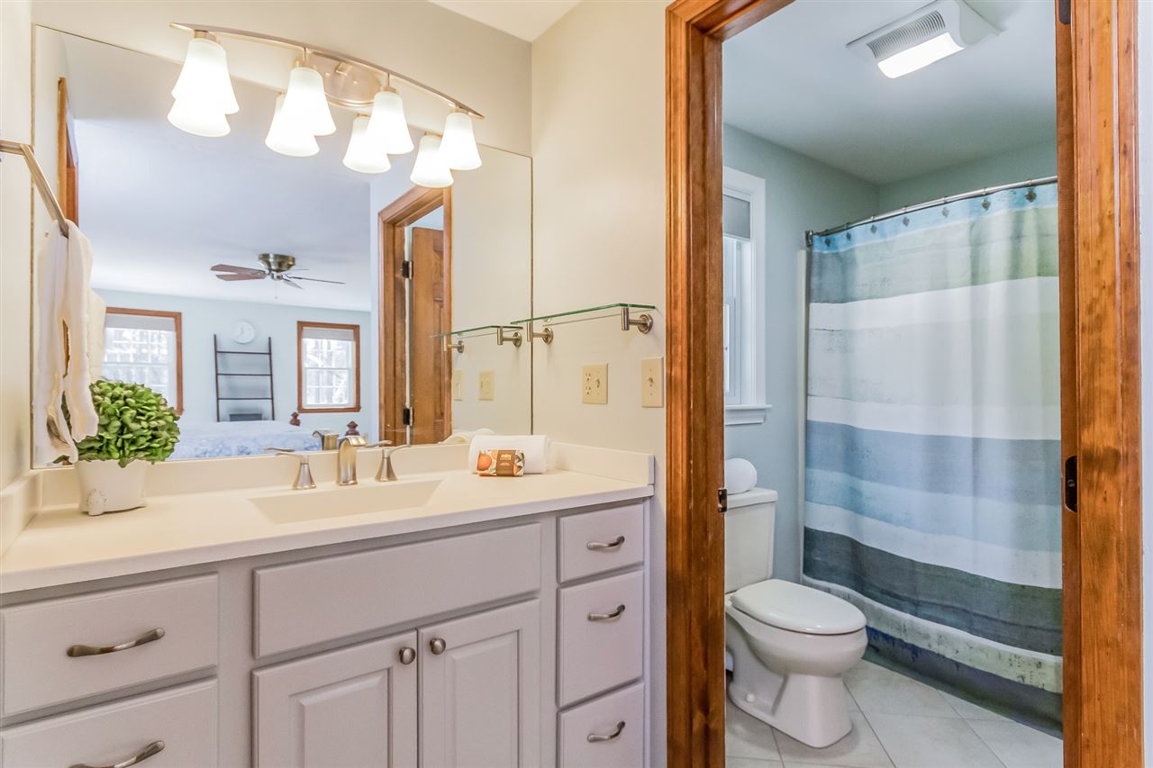 26 Albin Road Bow, NH 03304 - Photo 21 of 38