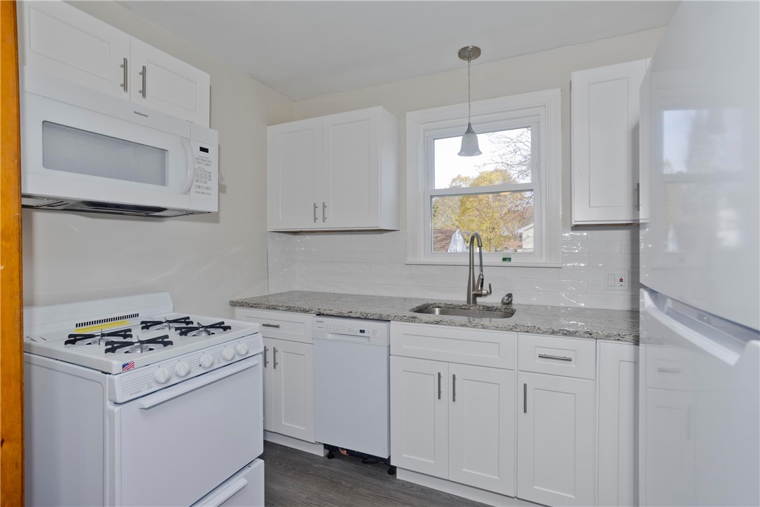 28 Guertin Street Woonsocket, RI 02895 - Photo 17 of 48