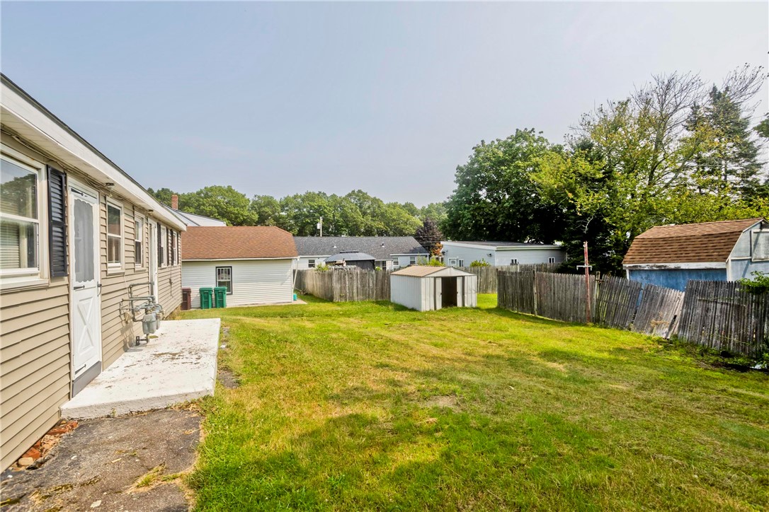 28 Guertin Street Woonsocket, RI 02895 - Photo 6 of 48