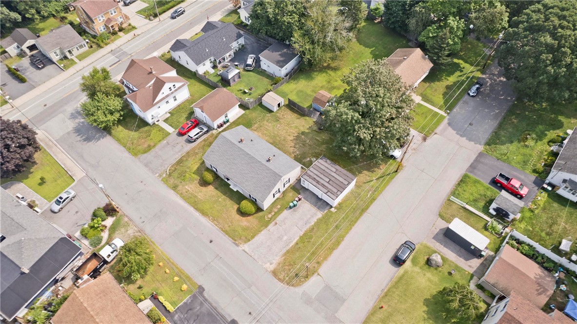 28 Guertin Street Woonsocket, RI 02895 - Photo 8 of 48