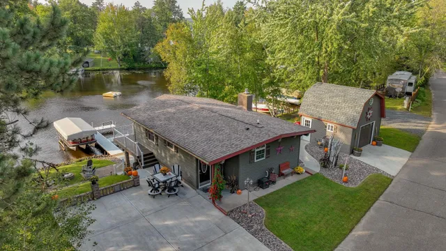 $689,900 | 27320 256th Street, Holcombe, WI 54745