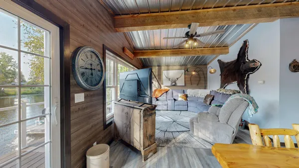 $639,900 | 27320 256th Street, Holcombe, WI 54745