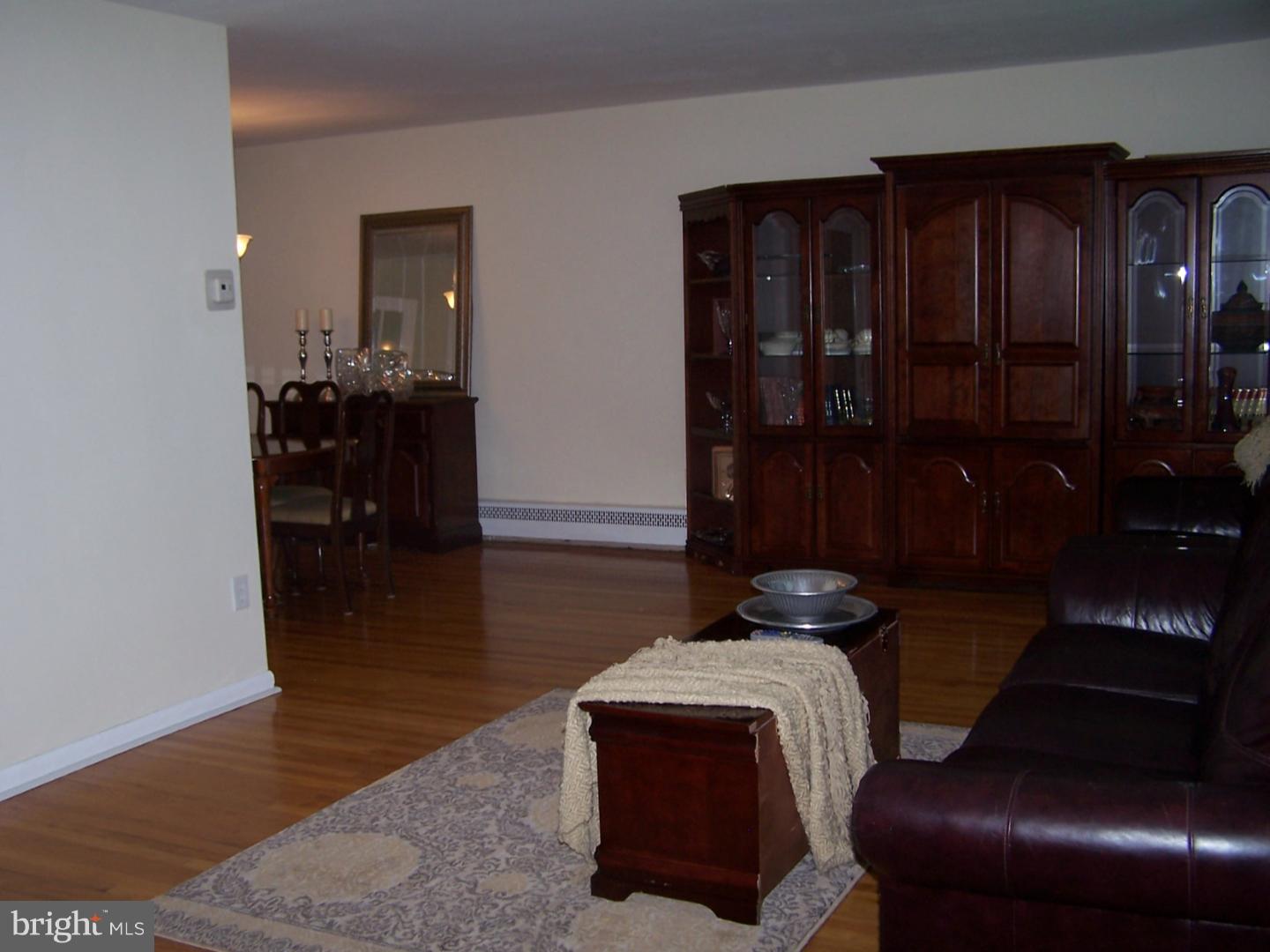 1023 Anna Road Huntingdon Valley, PA 19006 - Photo 3 of 25