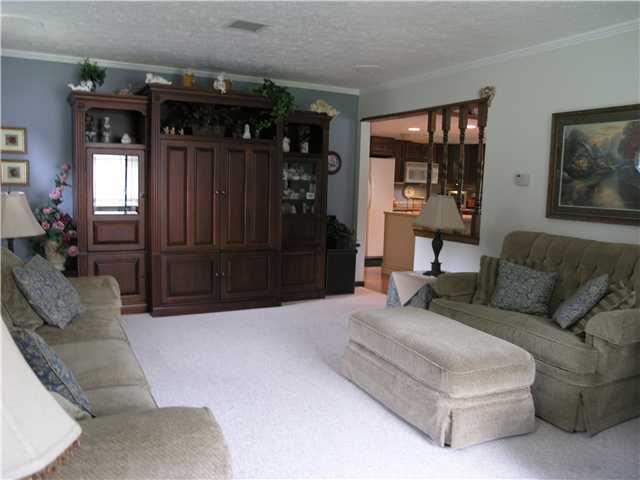 3606 Senour Road Indianapolis, IN 46239 - Photo 4 of 12