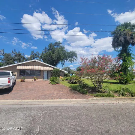$3,500 | 807 Buena Vista Boulevard, Panama City, FL 32401