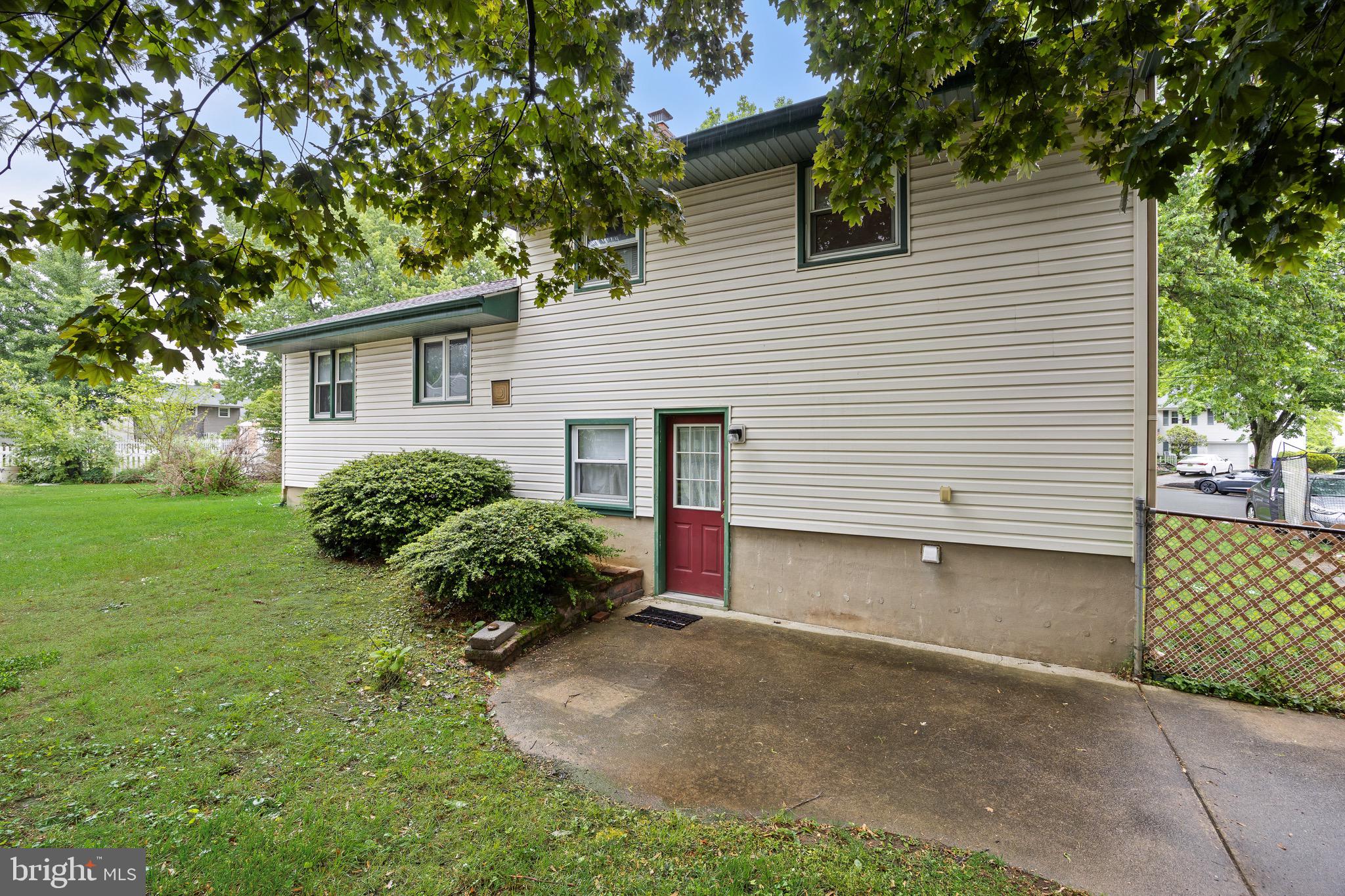 136 Ridge Circle Cherry Hill, NJ 08002 - Photo 25 of 28