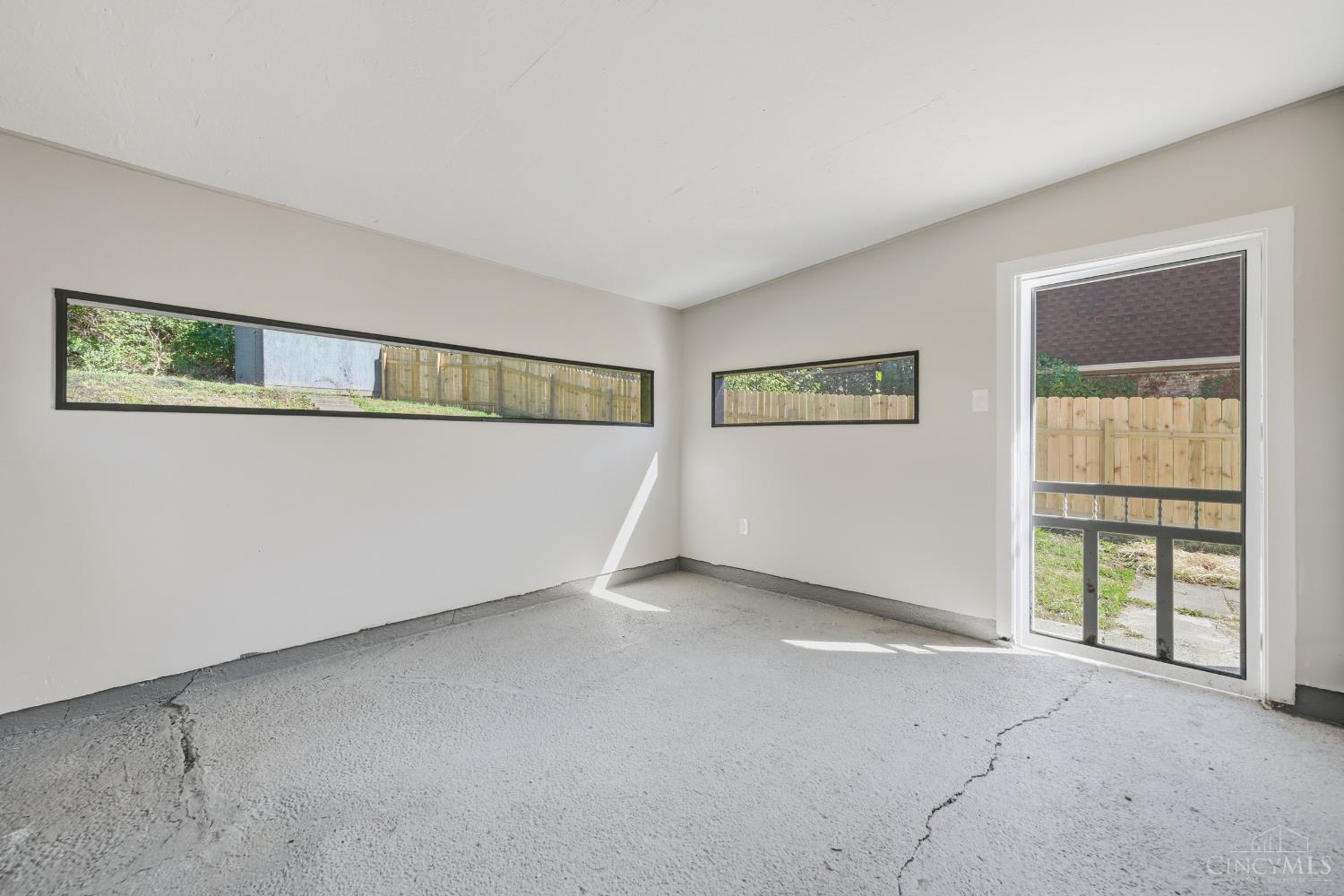 7034 Hearne Road Cincinnati, OH 45248 - Photo 24 of 52 Gallery Image 24