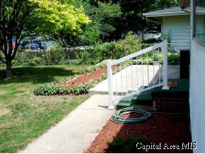 2141 Black Springfield, IL 62702 - Photo 8 of 9