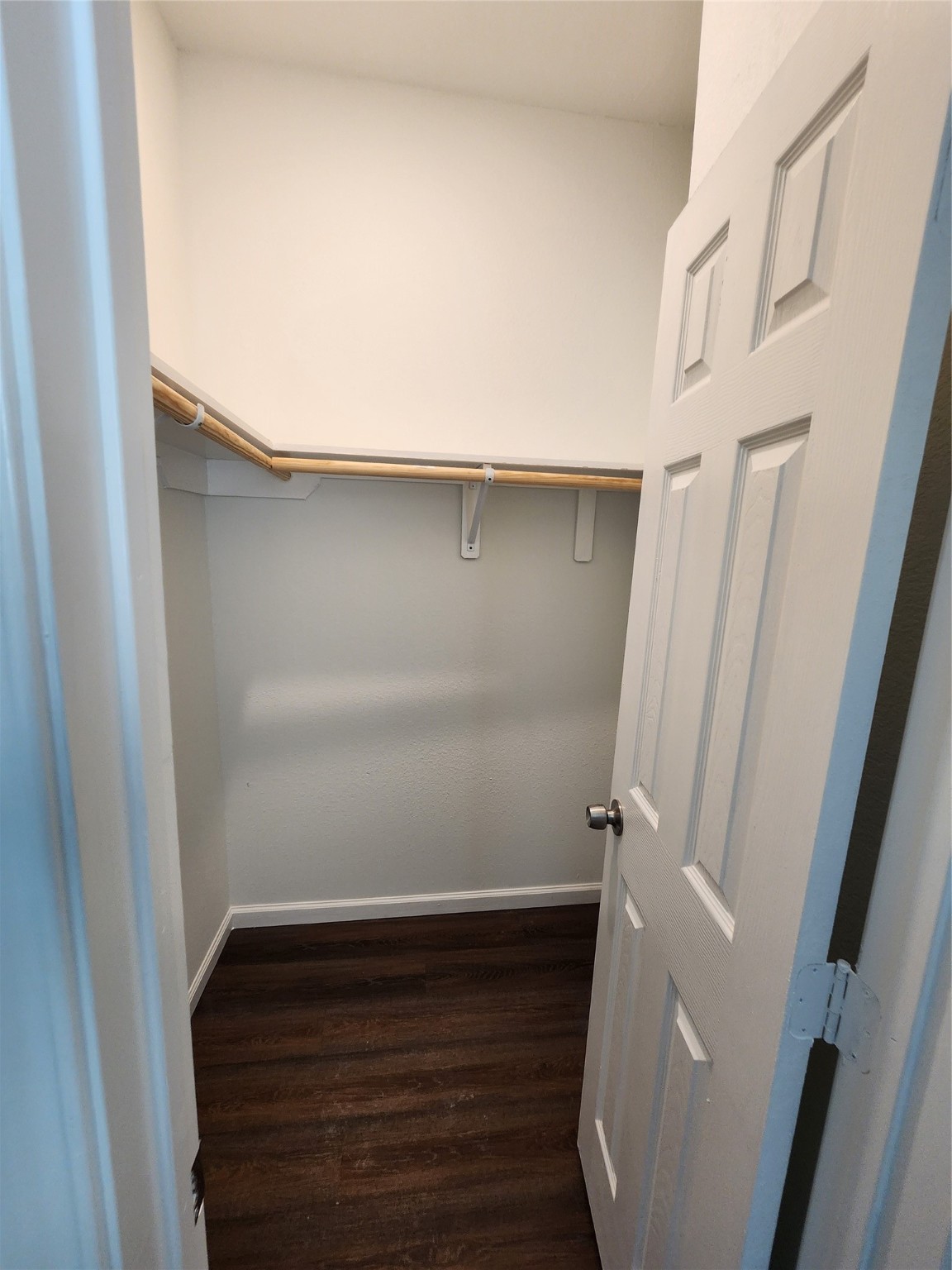 506 9th Street Hempstead, TX 77445 - Photo 7 of 23 a view of closet