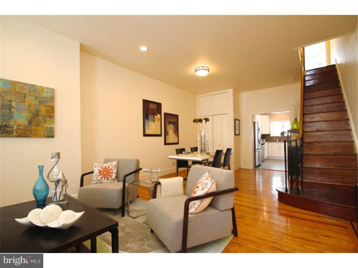 1311 South 11th Street Philadelphia, PA 19147 - Photo 3 of 25 Living Room