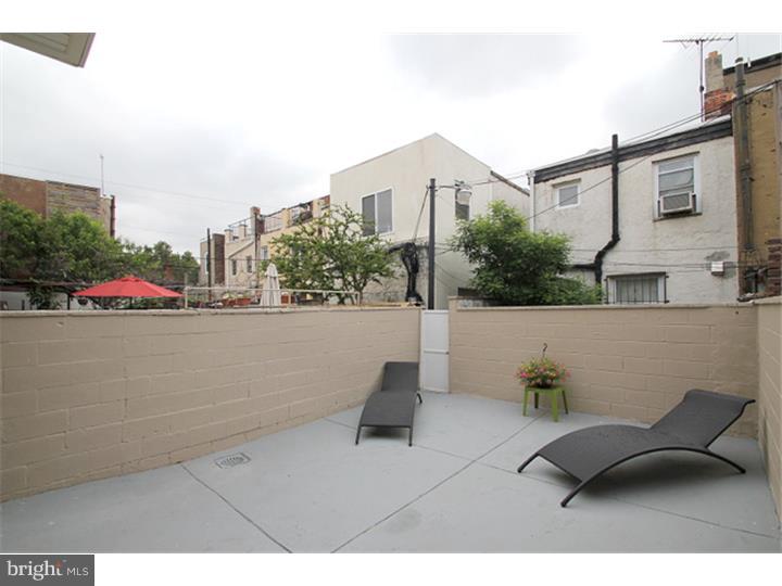1311 South 11th Street Philadelphia, PA 19147 - Photo 24 of 25 Back Yard