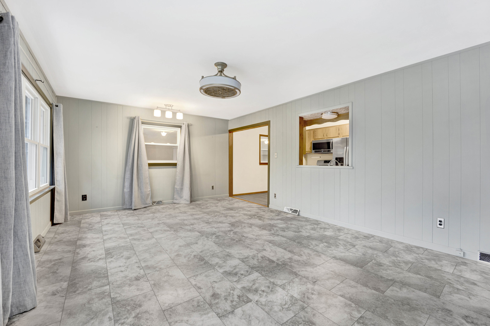 739 Highview Avenue Addison, IL 60101 - Photo 13 of 34