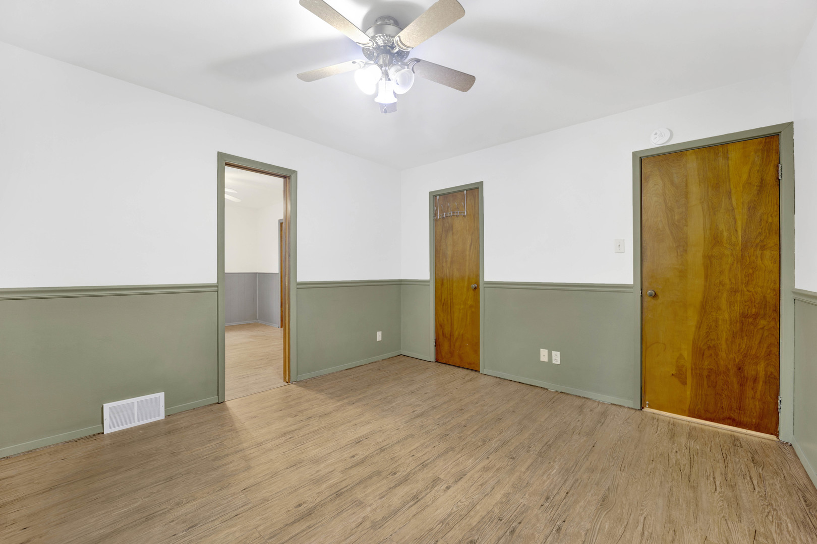 739 Highview Avenue Addison, IL 60101 - Photo 23 of 34