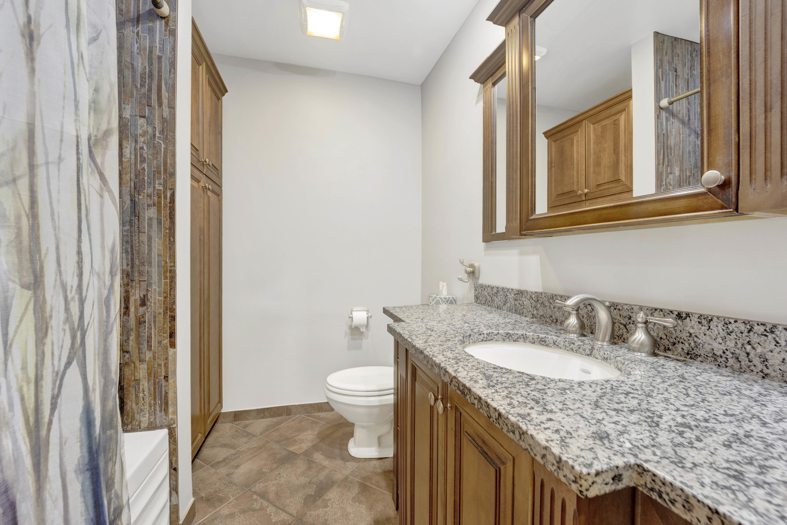 739 Highview Avenue Addison, IL 60101 - Photo 25 of 34