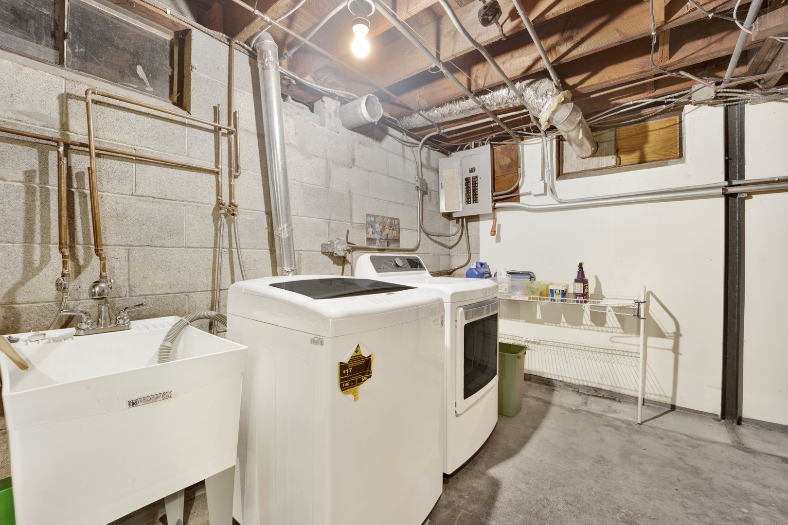 739 Highview Avenue Addison, IL 60101 - Photo 30 of 34