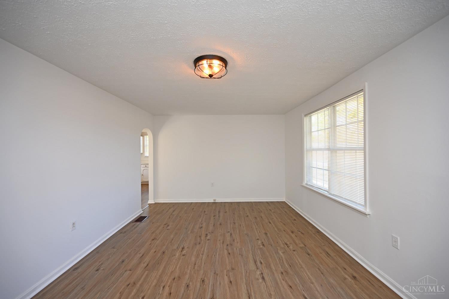 3627 Weaver Road Batavia, OH 45103 - Photo 8 of 43 Gallery Image 8