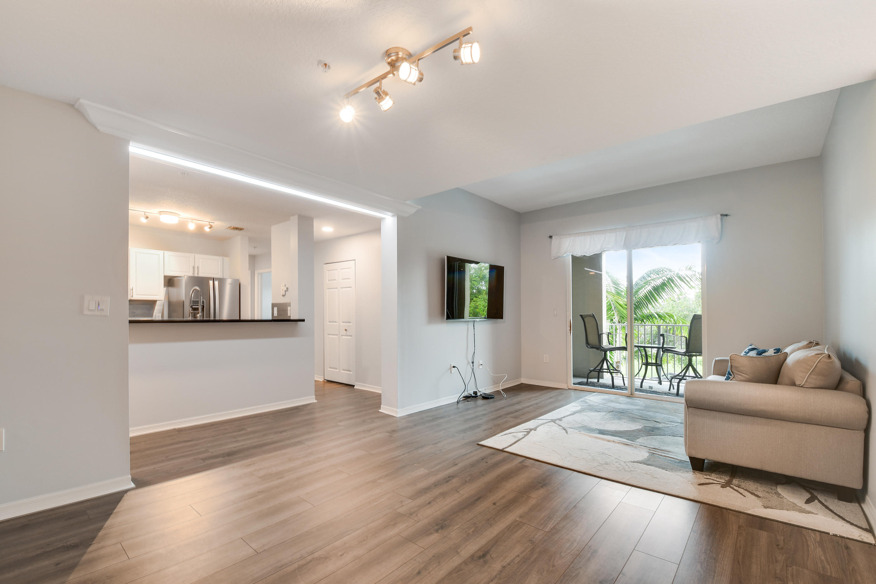 1155 Main Street, Unit 214 Jupiter, FL 33458 - Photo 13 of 40 DSC_3097