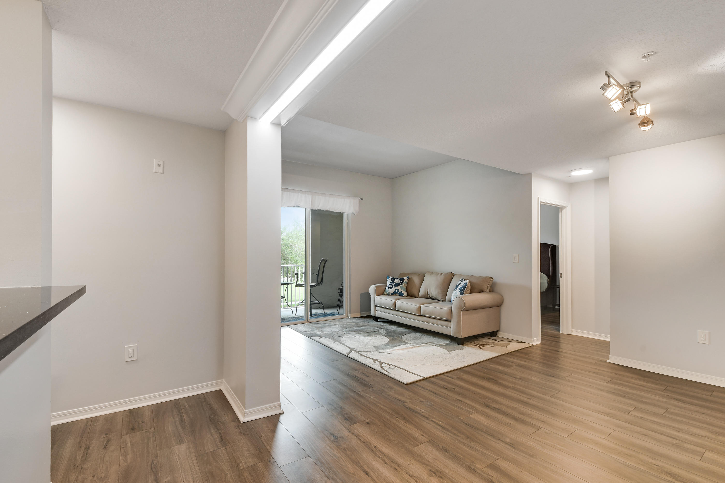 1155 Main Street, Unit 214 Jupiter, FL 33458 - Photo 17 of 40 DSC_3088
