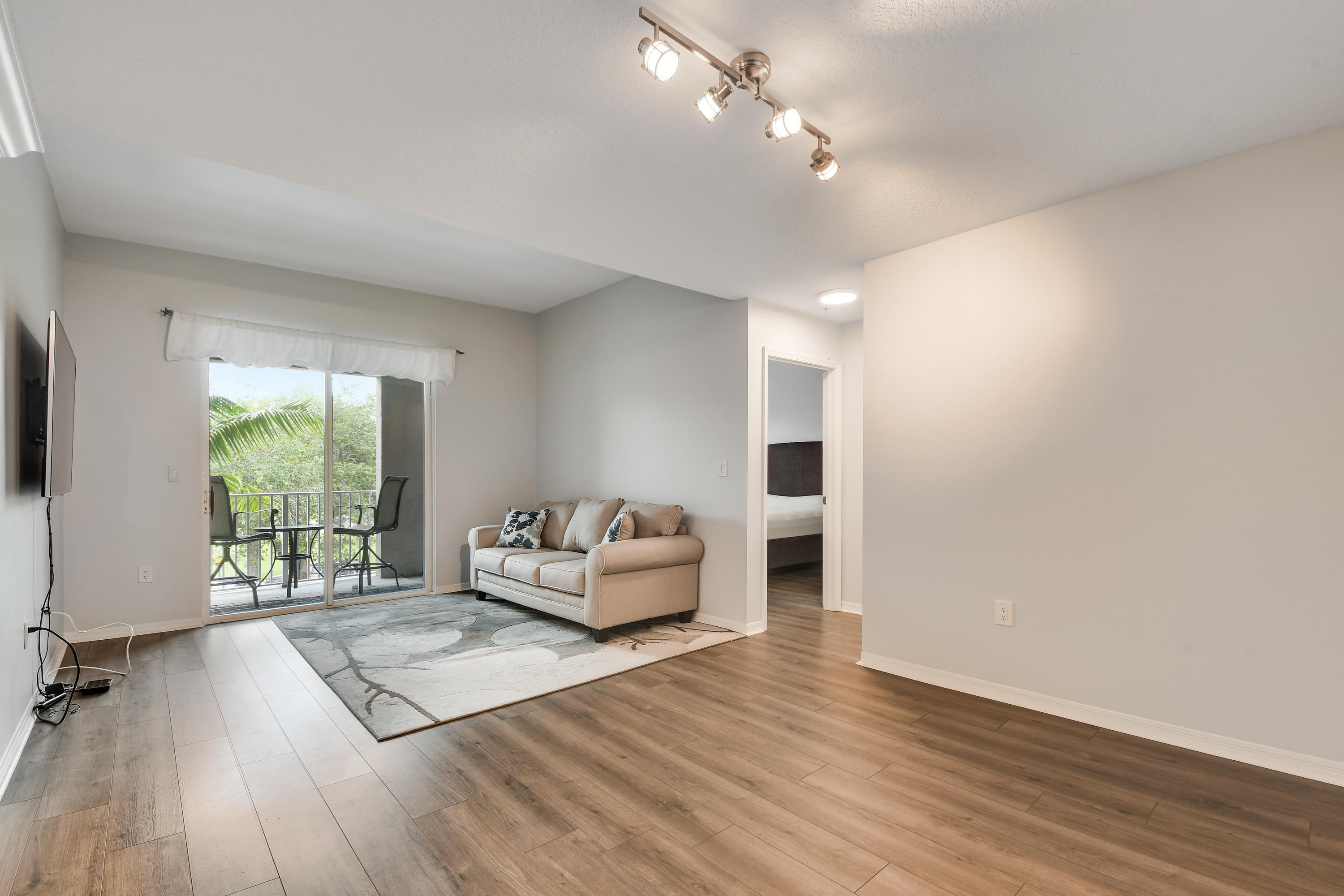 1155 Main Street, Unit 214 Jupiter, FL 33458 - Photo 22 of 40 DSC_3094