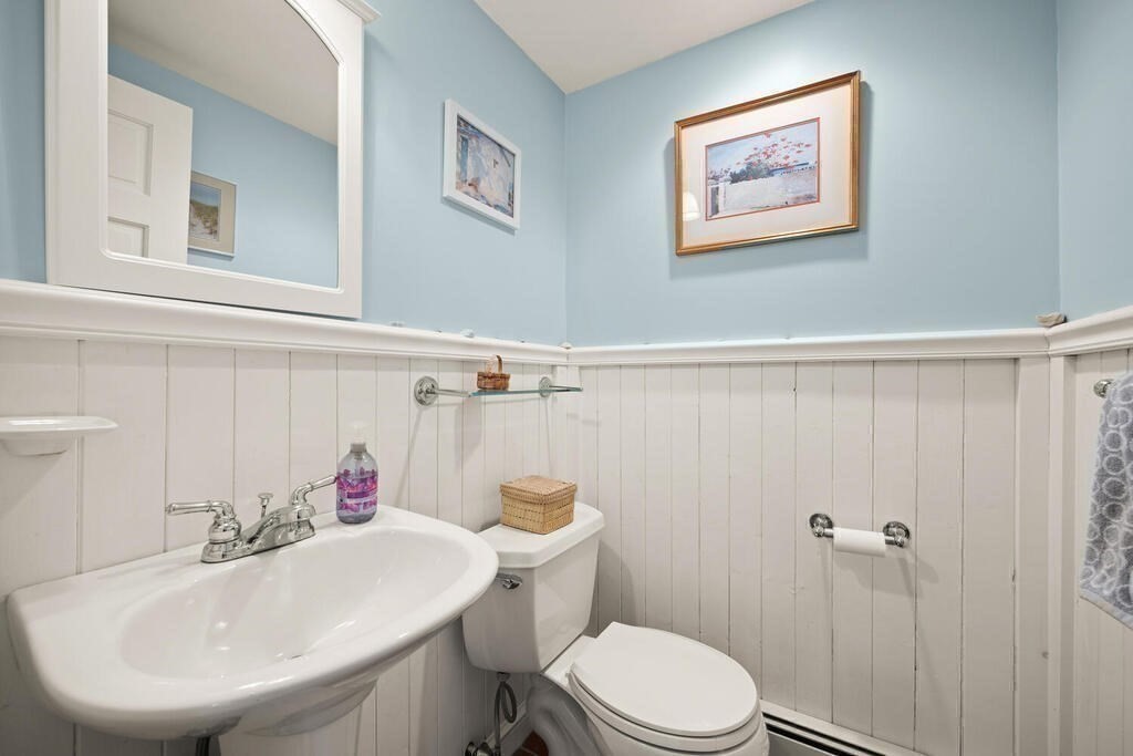 11 Frances Road Lexington, MA 02421 - Photo 13 of 28 Gallery Image 13