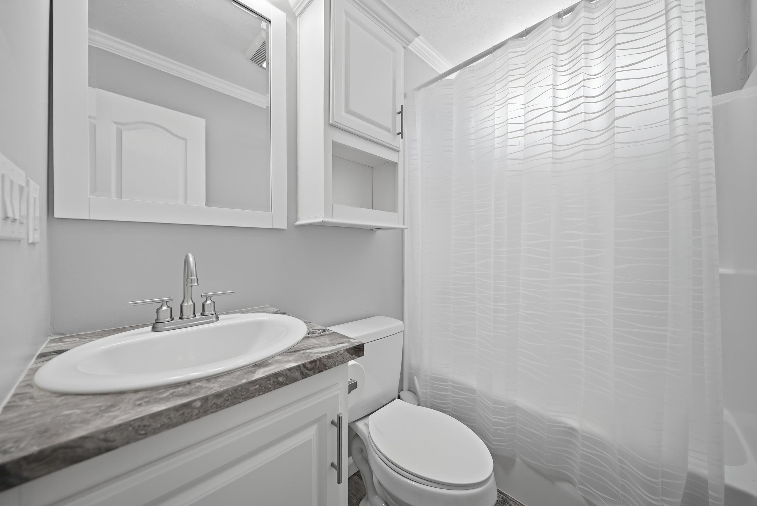 20 Amherst Road Newmarket, NH 03857 - Photo 16 of 19