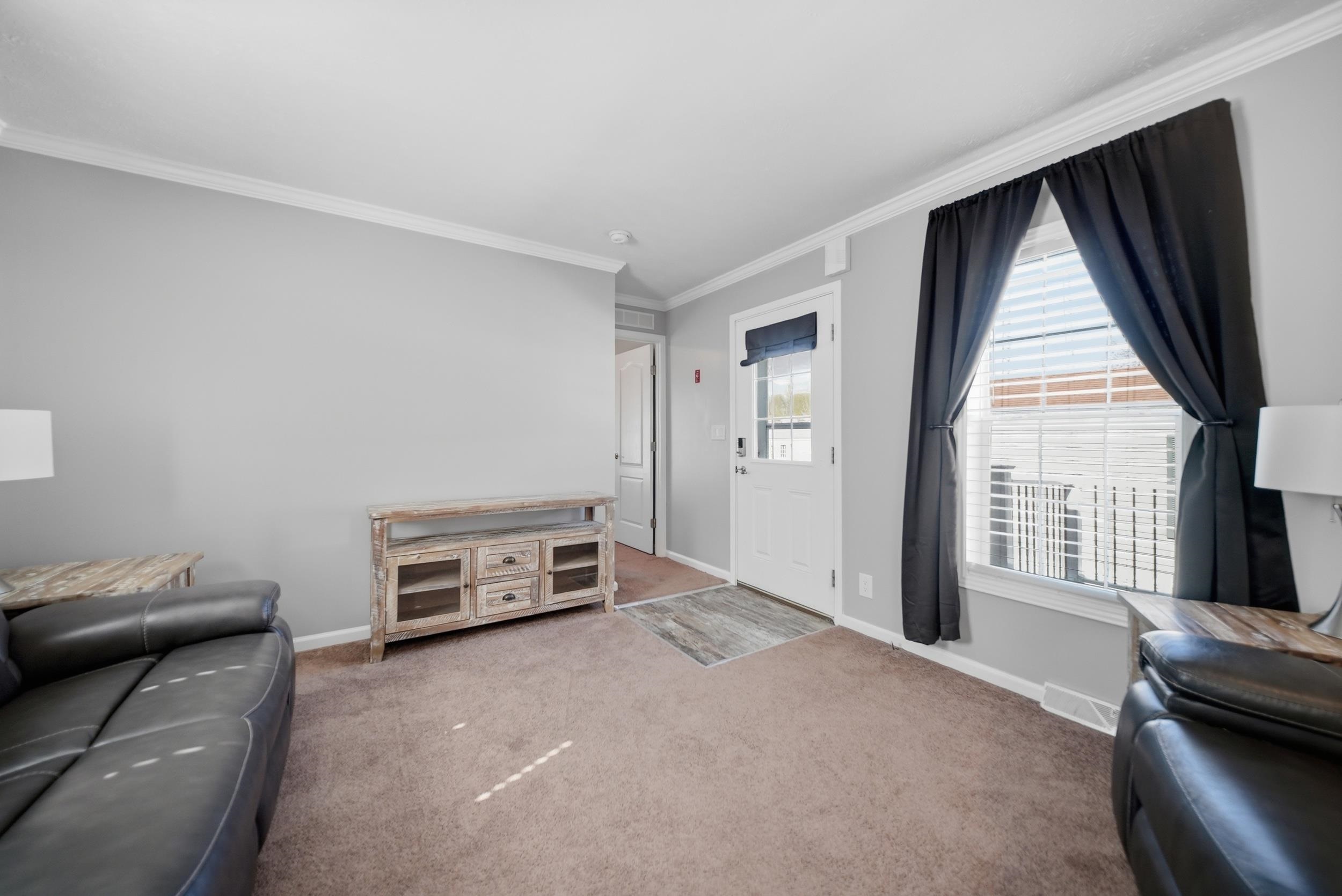 20 Amherst Road Newmarket, NH 03857 - Photo 5 of 19