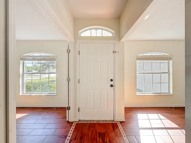 $385,000 | 1037 Southwest Paar Drive, Port St. Lucie, FL 34953