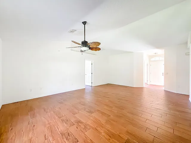 $385,000 | 1037 Southwest Paar Drive, Port St. Lucie, FL 34953