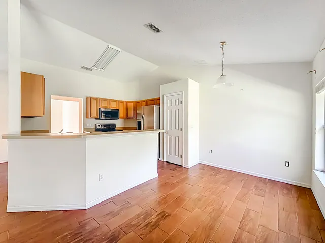 $385,000 | 1037 Southwest Paar Drive, Port St. Lucie, FL 34953