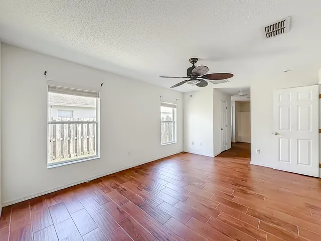 $385,000 | 1037 Southwest Paar Drive, Port St. Lucie, FL 34953