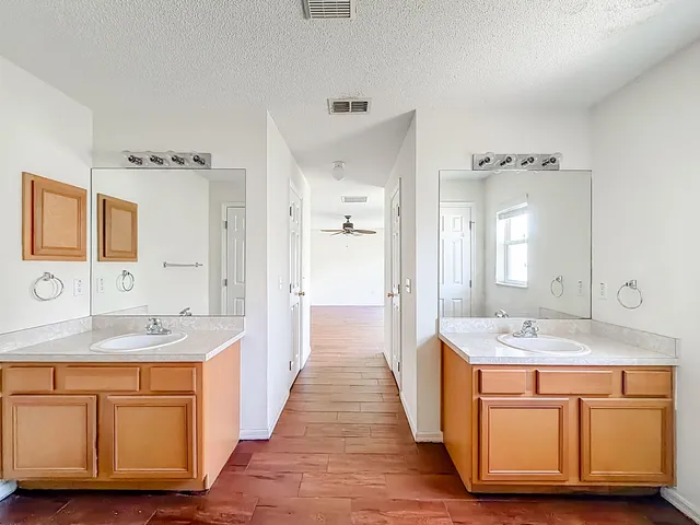 $385,000 | 1037 Southwest Paar Drive, Port St. Lucie, FL 34953