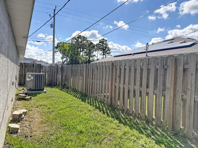 $385,000 | 1037 Southwest Paar Drive, Port St. Lucie, FL 34953