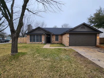 $1,950 | 201 Quail Circle, Hutto, TX 78634