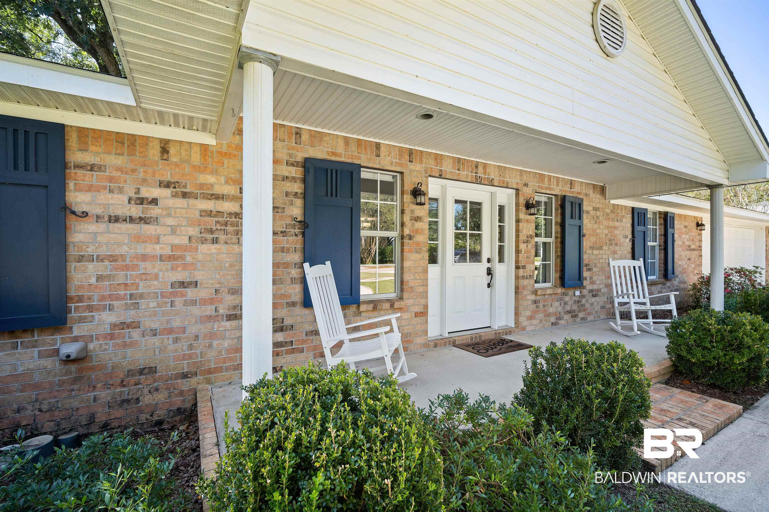 808 Michigan Avenue Fairhope, AL 36532 - Photo 4 of 33 Entrance to property featuring covered porch