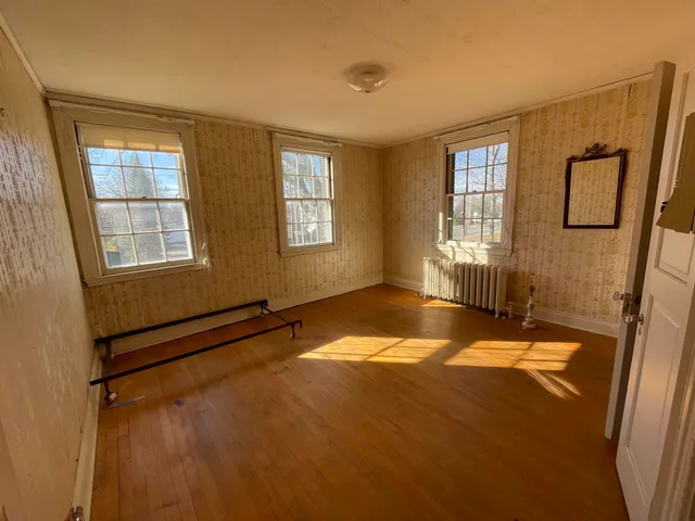 $825,000 | 31 Pearl Street, Essex Junction, VT 05452