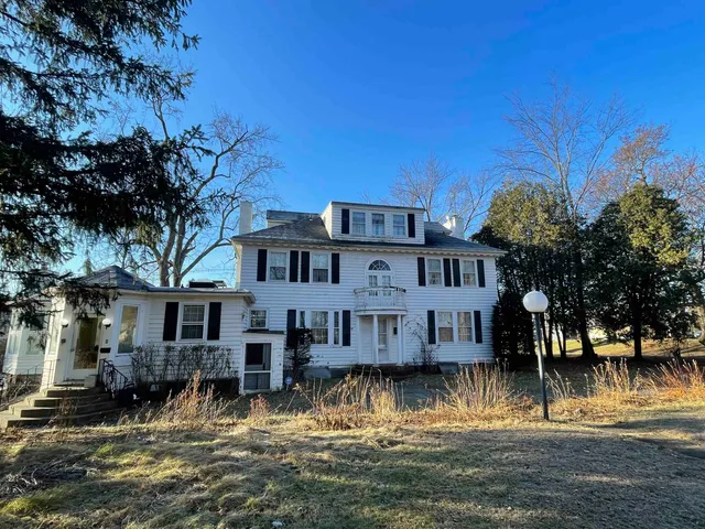 $825,000 | 31 Pearl Street, Essex Junction, VT 05452